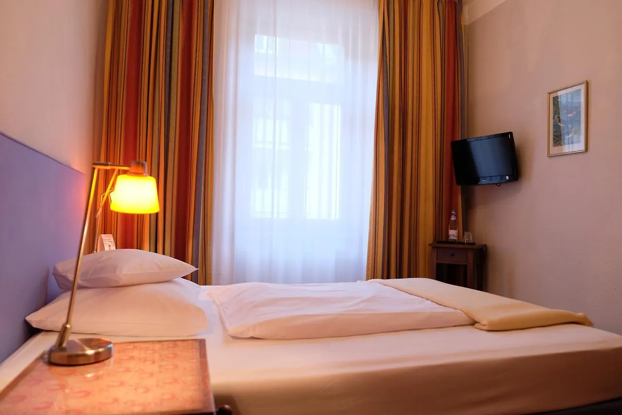 Pension Gartnerplatz Munich 2*,  Germany
